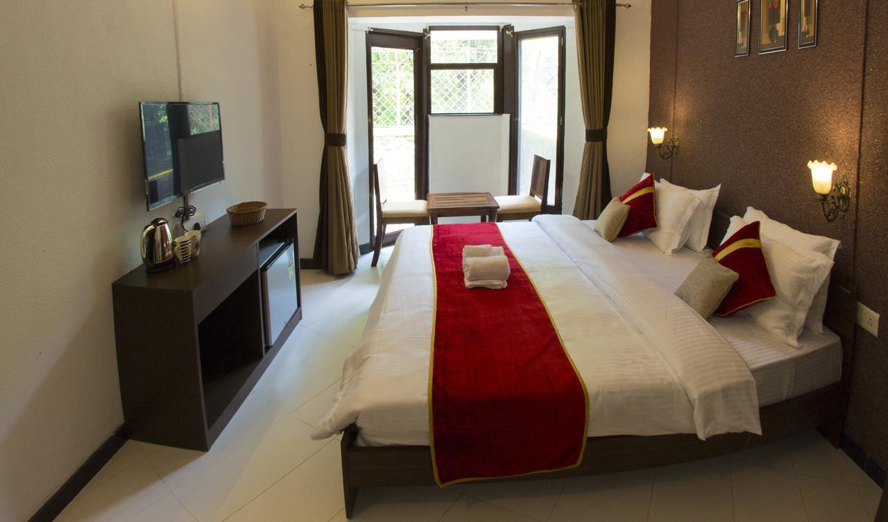 Velvet County Resort & Spa Lonavla Exterior foto