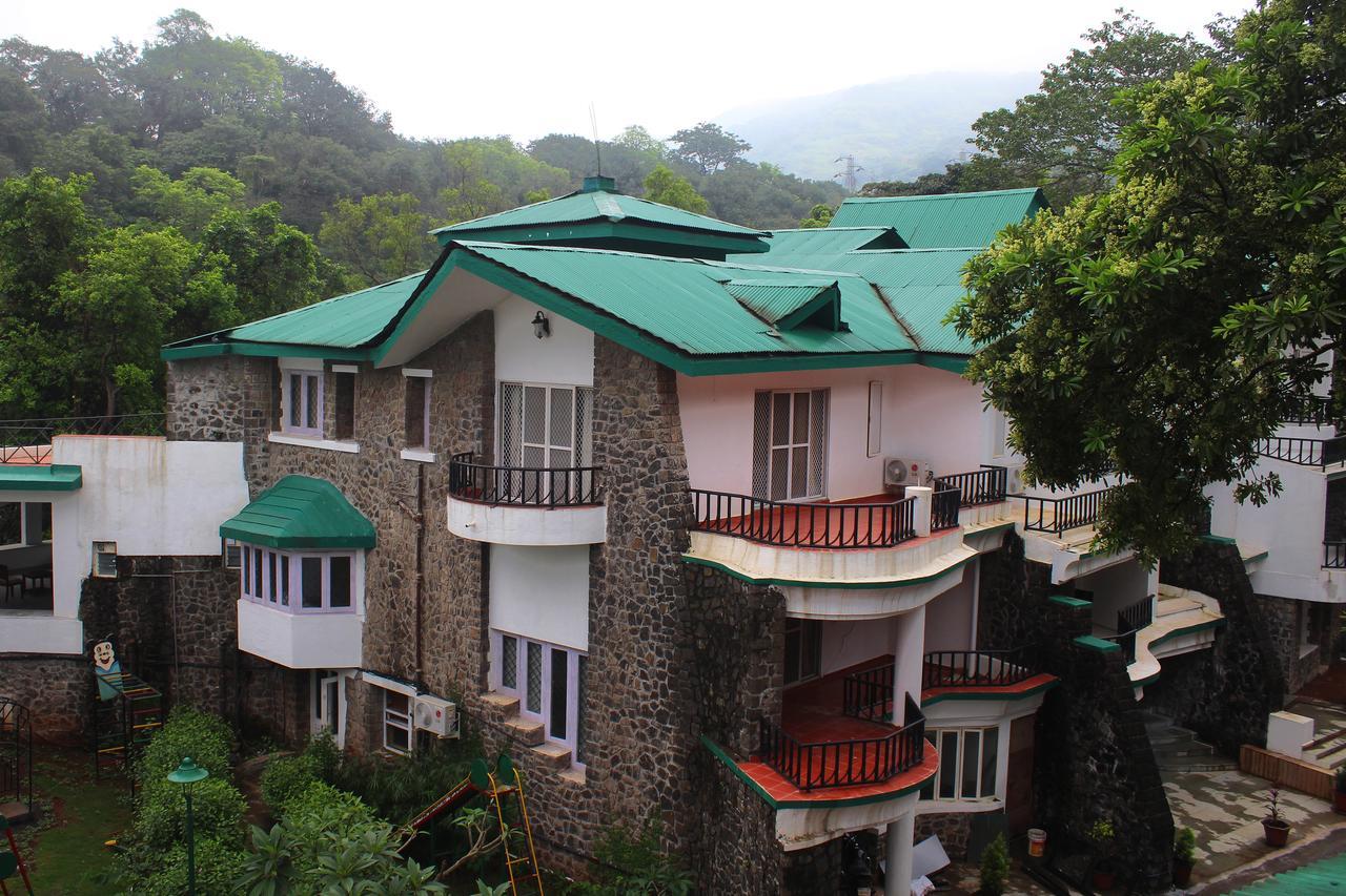 Velvet County Resort & Spa Lonavla Exterior foto